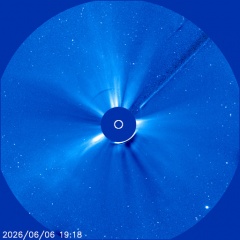 Images of the solar corona
